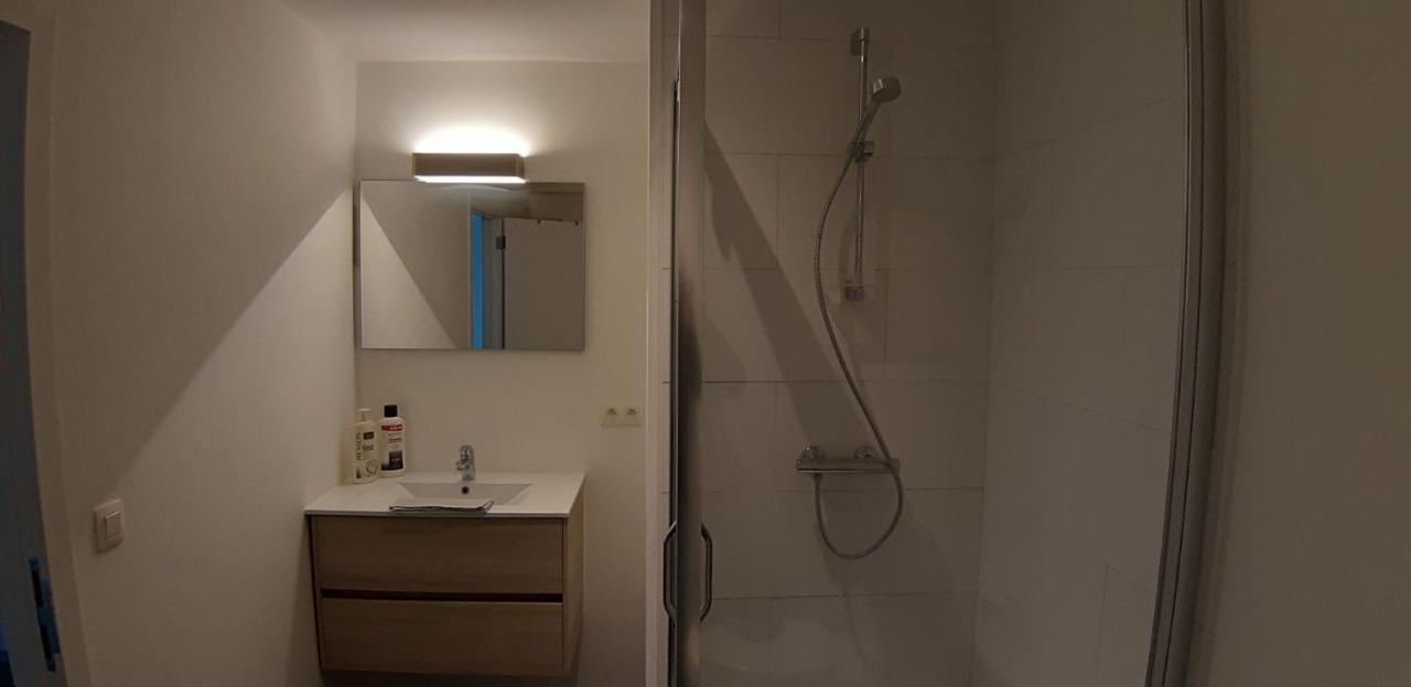 Appartement Duplex Pour 3-4 Personnes A Ciney Exterior foto